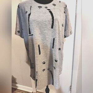 💜5/$25.00💜Distressed, Long T-shirt.